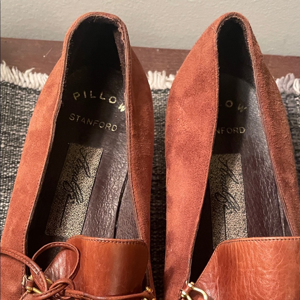 Amalfi Tan Italian Leather Flats with Bow Detail - Picture 6 of 6